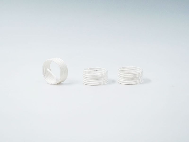 ������˿����