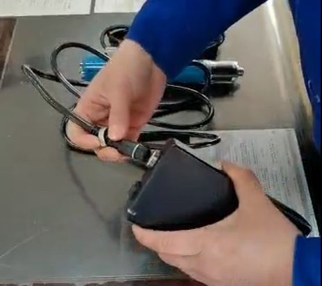 ��˿�����ֶ�װ����Ƶ